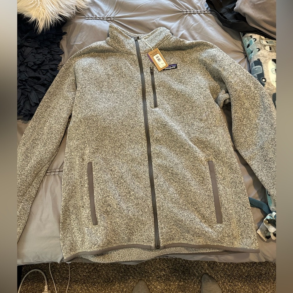 Brand New Patagonia Better sweater jacket in gray. Men’s L